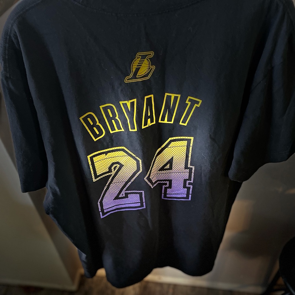 Adidas Los Angles Lakers Kobe Bryant short sleeve tee shirt xl